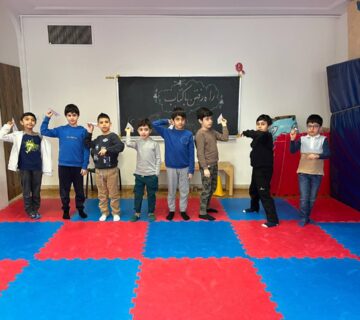 گروه سرود مدرسه - آموزش موسیقی به پسران