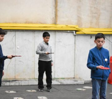 دوستی در مدرسه